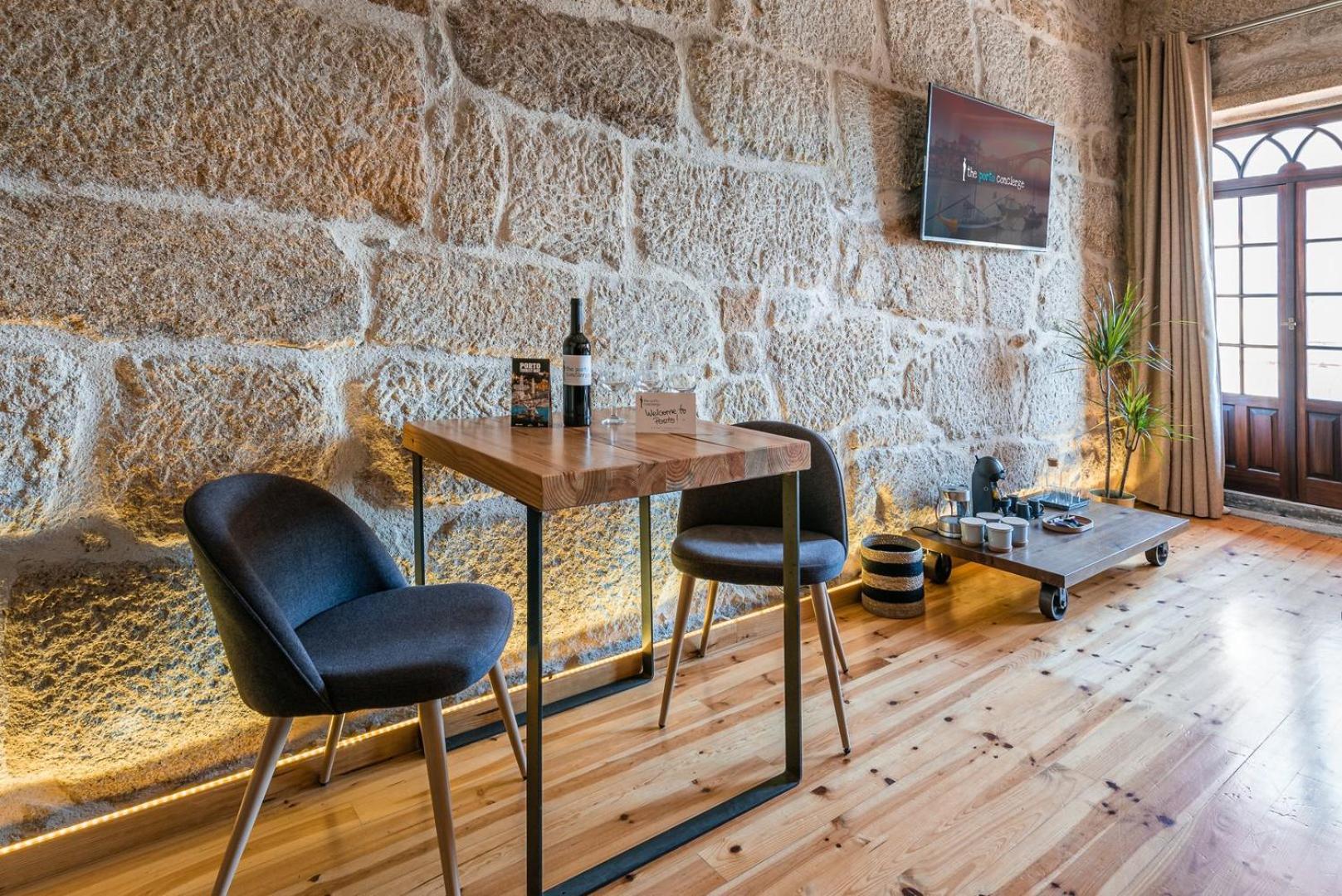 Guestready - Castlerock Pub & Hotel Porto Exterior photo